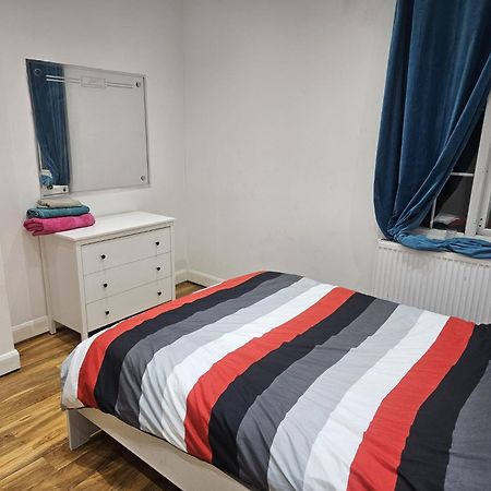 2 Bedroom Flat - Travel Direct To Heathrow/Central Londres Exterior foto